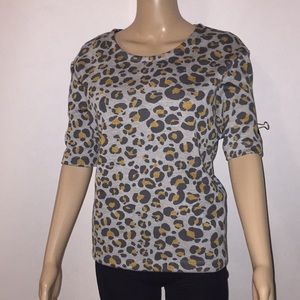 H&M grey cheetah print scoop neck top Sz Large